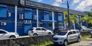 Homem acusado de estupro é linchado por população e tem órgão genital mutilado