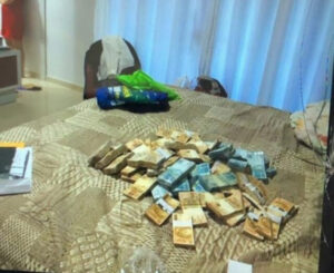Prefeito de Cândido Mendes é preso; na casa dele estavam guardados R$ 500 mil