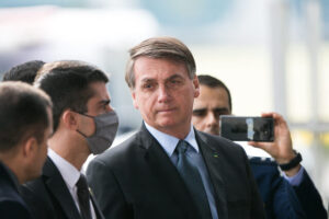 Bolsonaro diz que churrasco anunciado por ele mesmo é fake news