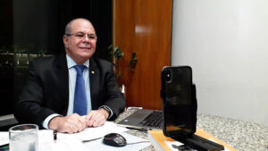 Hildo Rocha defende urgência na apreciação de projetos que tratam sobre gratificação por insalubridade para Agentes Comunitários de Saúde