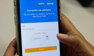 Após cancelar antecipação de pagamento, CAIXA não cumpre prazo anunciado para pagamento de 2ª parcela do Auxílio Emergencial; Há beneficiários que não receberam sequer a primeira