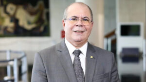 Projeto de Hildo Rocha determina que até 60% dos precatórios do FUNDEF sejam pagos aos profissionais da educação