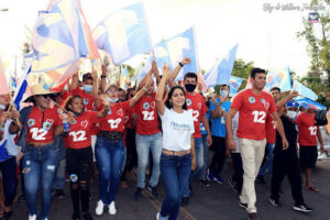 Santa Quitéria se enche de emoção com a mega carreata de Aninha Costa 12