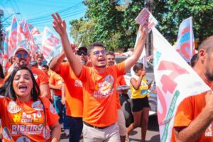 Caminhada de Ribeiro Neto Reúne Multidão na Cidade Operária e Fortalece Campanha para Reeleição