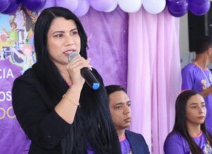 A secretária de educação Thamires Rabelo Participar do Conselho Municipal dos Direitos da Criança e do Adolescente