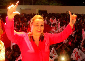 COVID: Prefeita e secretária de Araioses são investigadas por furar fila da vacina