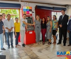 Inauguração de caixa eletrônico, denúncias de corrupção; Prefeita Talita Laci faz péssima administração em Raposa/MA