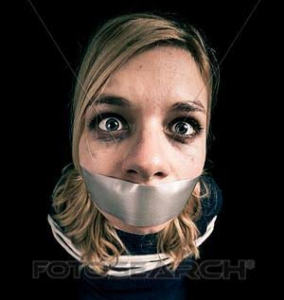 Mulher é feita refém dentro do próprio veículo em Chapadinha