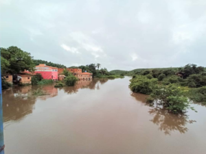 Rio Preto ameaça invadir casas em São Benedito do Rio Preto/MA