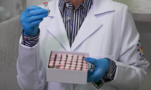 Alto contágio torna Brasil atrativo para testar vacina