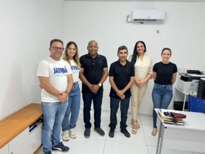 Léo do Banco prefeito eleito de Jatobá e equipe de transição realizam visita técnica a Secretaria de Saúde de São Francisco do Maranhão