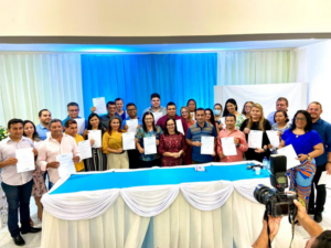 Em primeiro dia de gestão prefeita Belezinha empossa Secretários Municipais e adjuntos