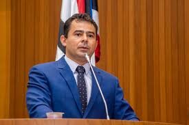 Deputado Eric Costa solicita correção no preço da pauta do boi gordo comercializado no Maranhão