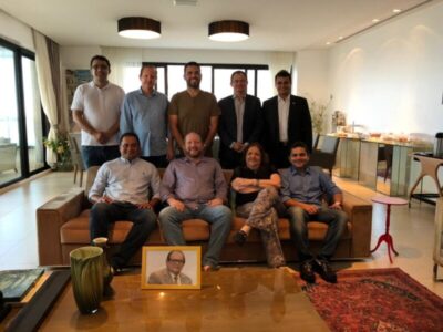 PDT fecha com Othelino Neto