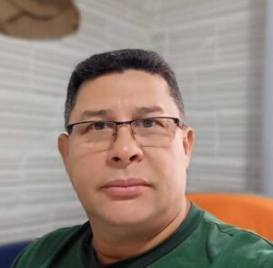 Secretário de Caxias é investigado por acúmulo irregular de cargos