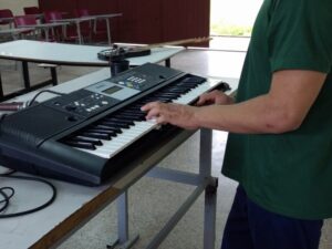 Veja as regras para o retorno das pequenas atrações musicais a partir deste sábado (15)