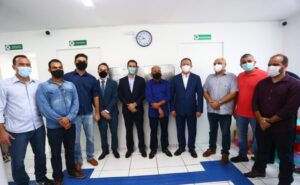 Em Parnarama, vice-governador Carlos Brandão entrega núcleo da Defensoria Pública e vistoria obras