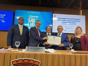 Dr. Gutemberg realiza homenagem pelos 210 anos do Poder Judiciário no Maranhão