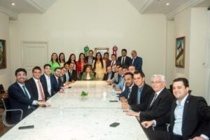 Deputados reúnem-se com governadora em exercício Iracema Vale e deliberam ações para a saúde