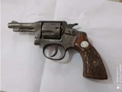 Passageiro é preso ao tentar esconder arma de fogo, durante viagem de ônibus, no MA