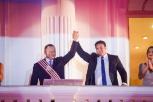 Brandão e Camarão tomam posse no Palácio dos Leões em cerimônia com show de gratidão