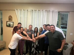 Paula Azevedo “com a tesoura na mão”, vereadores em pânico
