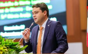 Atuação de Leandro Bello garantiu sanção de 22 leis em 2023