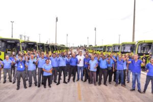 Braide reforça transporte público de São Luís com entrega de 57 ônibus novos