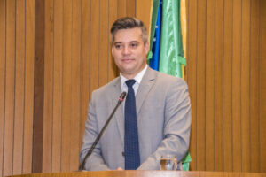 Neto Evangelista é eleito presidente da CCJ da ALema