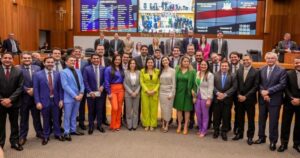 Iracema Vale é reeleita por unanimidade para presidir a Assembleia Legislativa no biênio 2025/2027