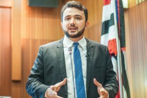 Yglésio Moyses renova mandato na Assembleia Legislativa