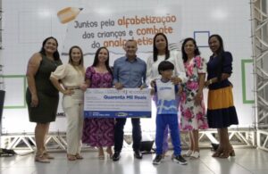 Chapadinha: Modelo educacional implantado por Belezinha se destaca e recebe prêmio Escola Digna