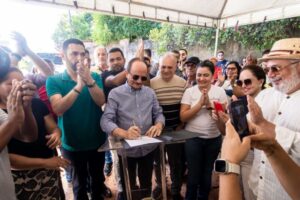 Prefeitura assina ordem de serviço para pavimentação de 9 bairros em São José de Ribamar