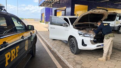 Caminhonete roubada em Pernambuco é recuperada pela PRF na BR 226 em Barra do Corda