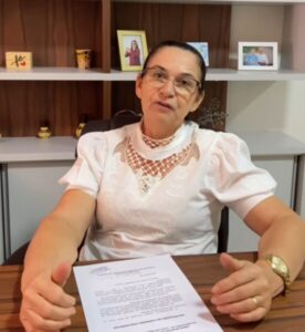 Sem força política e caminhando para derrota, prefeita de Feira Nova é alvo de CPI para investigar irregularidades