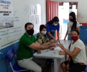 Governo e prefeituras entregam Vale Gás a beneficiários em 210 municípios