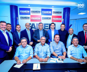 Ministro Flávio Dino visita a Famem para anunciar construção da sede da PRF no Maranhão e dialogar com prefeitos do Conguarás