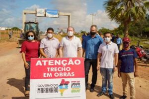 Othelino vistoria obras em Paulino Neves e anuncia nova etapa do Mais Asfalto no município