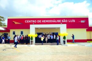 Enquanto oposição prega caos na saúde, governo aumenta em 1000% cobertura para dialíticos