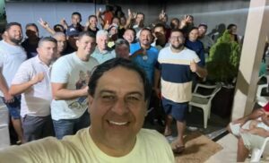 Gustavo do posto é recepcionado pelo povo de Independência.