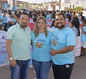 Veadores de Viana participam de Caminhada pela Conscientização do Autismo