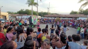 Fabiana Mendes realiza festa histórica em comemoração ao dia das Crianças em Presidente Vargas