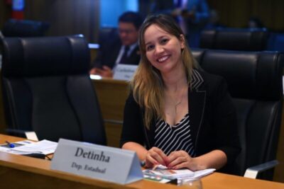 Detinha apresenta projeto para implantação de caminhos de acesso adaptados