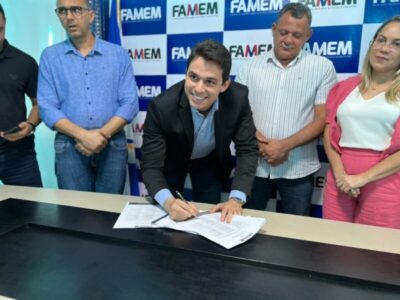 Formada a chapa encabeçada por Ivo Rezende à FAMEM
