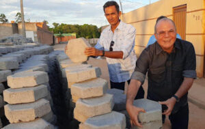 Deputado Hildo Rocha vistoria pavimentação no distrito de Bananal, em governador Edison Lobão