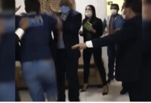 BAIXARIA NA CÂMARA DE TIMON! Vereadores e ex-parlamentar brigam