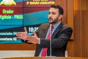 Em resposta, deputado Yglésio diz que foi caluniado e que Vinícius Louro “pode entrar com mil processos”