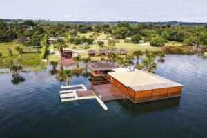 O ‘palácio’ do advogado de Weverton Rocha onde são tomadas grandes decisões