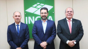 A pedido de Hildo Rocha, presidente do Incra garante entrega de títulos de propriedade aos assentados do Maranhão