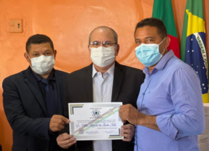 Deputado Hildo Rocha recebe título de cidadão Jenipapense